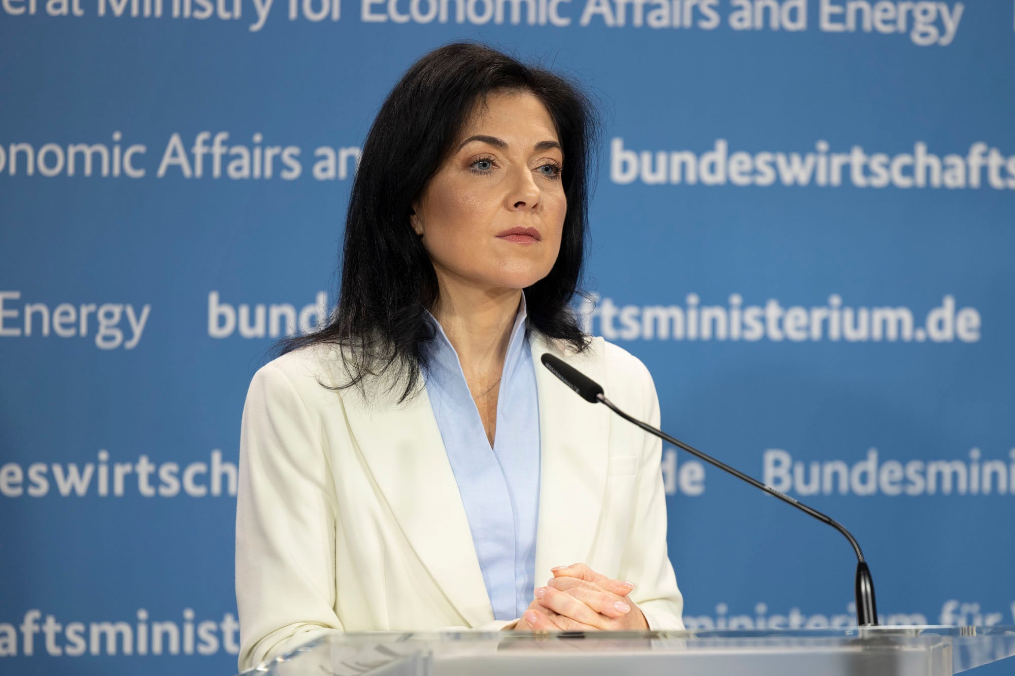 Auch-Ministerin-Reiche-f-r-fr-here-Senkung-der-Unternehmensteuer