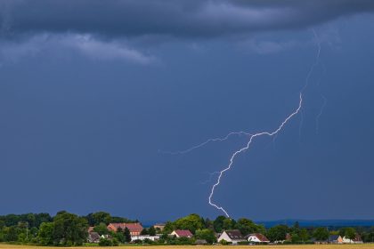 Viel Regen, wenige Gewitter: Deutlich weniger Blitze erfasst