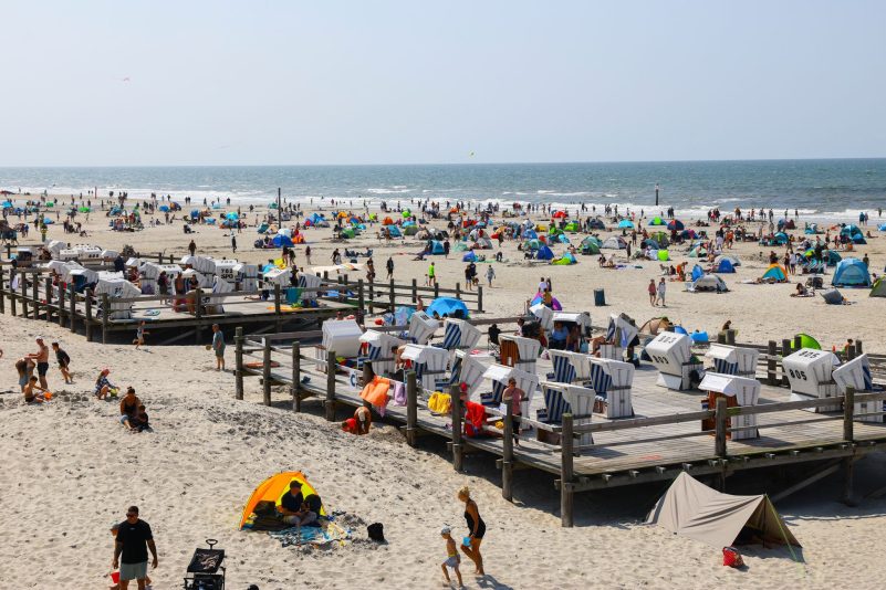 An den Küsten läuft das Sommergeschäft.