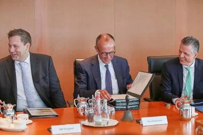 Von Schwarzarbeit bis Mütterrente - schwarz-rote Kabinettbeschlüsse