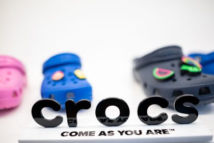 Aktie von Crocs-Firma bricht um fast 30 Prozent ein