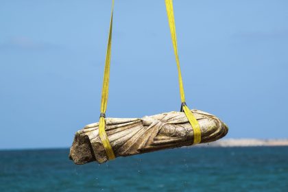 Ägypten enthüllt 2.000 Jahre alte Ruinen einer versunkenen Stadt vor Alexandria