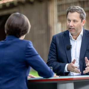 Finanzminister Klingbeil schließt Steuererhöhungen nicht aus
