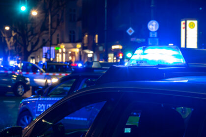 15-Jähriger soll Brandsatz in Café in Frankfurt am Main geworfen haben