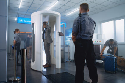 Neue Sicherheitstechnik am Flughafen Frankfurt: Das sollten Reisende wissen