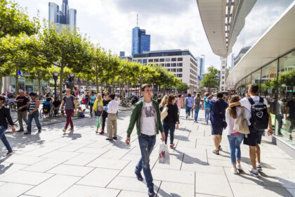 Was Zahlen über Ost und West verraten