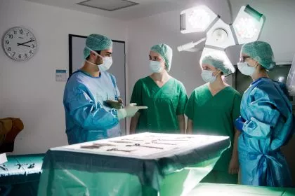 Zu wenig Medizinstudienplätze gegen Ärztemangel - Analyse