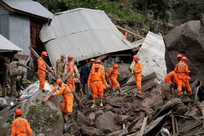 Fast 200 Tote nach Sturzfluten in Kaschmir und Pakistan