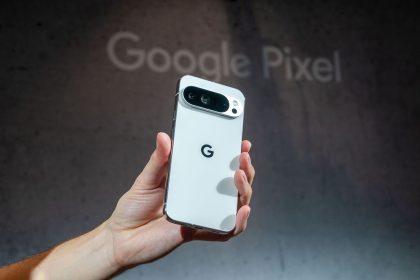 Google greift Apples iPhone mit KI-Smartphones an