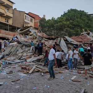 Erdbeben der Stärke 6,1 erschüttert Westen der Türkei