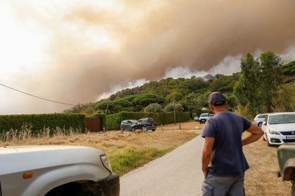 Mehr als 1.000 Menschen evakuiert: Waldbrände im Nordwesten Spaniens