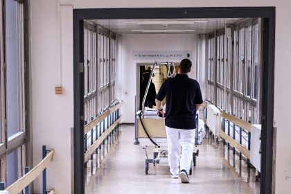 Deutlich mehr junge Frauen wegen Essstörung im Krankenhaus