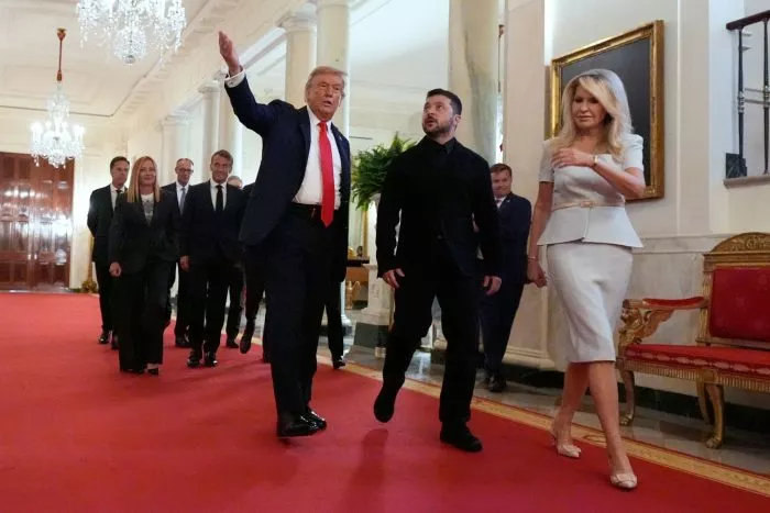 Trump sagt, er halte es für „besser“, wenn sich Selenskyj und Putin zunächst ohne ihn träfen.