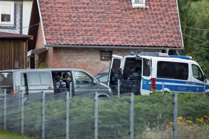 Ermittlungen wegen räuberischer Erpressung: Polizei schlägt im Süden Deutschlands zu