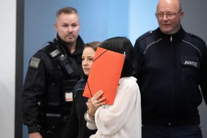 In Dresden hat der Prozess wegen Agententätigkeit für einen chinesischen Geheimdienst begonnen.