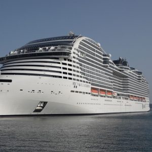 Kreuzfahrtschiff vor italienischer Insel havariert – mit 8.500 Passagieren