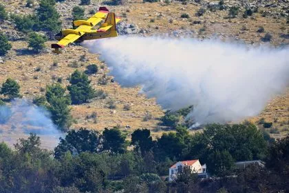 Waldbrände in Südeuropa: Ein Toter nahe Madrid