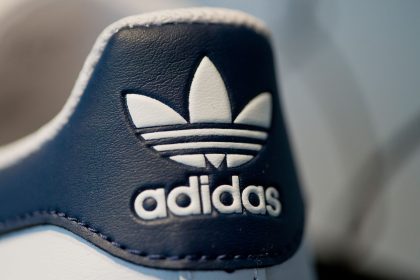 Adidas verlässt Tarifbindung – Kritik der Gewerkschaft