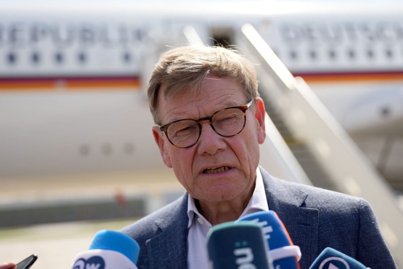 Außenminister Johann Wadephul (CDU) reist nach Japan und Indonesien. Auch dort wird die Lage in der Ukraine und der Umgang mit China eine große Rolle spielen.