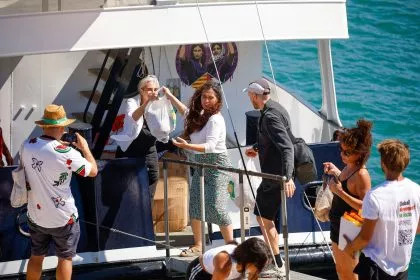 Nach Umkehr wegen Wetterlage: Gaza-Hilfsflotte sticht erneut in See