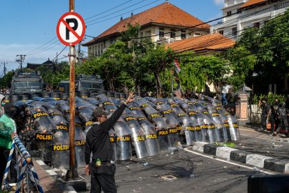 Protestwelle erreicht Bali – Dorfwächter mobilisiert