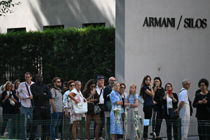 Italien nimmt Abschied von Giorgio Armani: Tausende erweisen die letzte Ehre