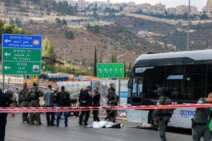 Sechs Tote bei Anschlag in Ost-Jerusalem, zwei Täter erschossen – Netanjahu beruft Krisensitzung ein