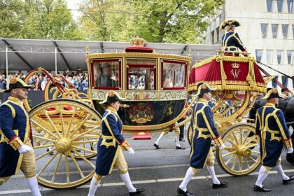 Niederlande feiern „Prinsjesdag“ mit allen Prinzessinnen
