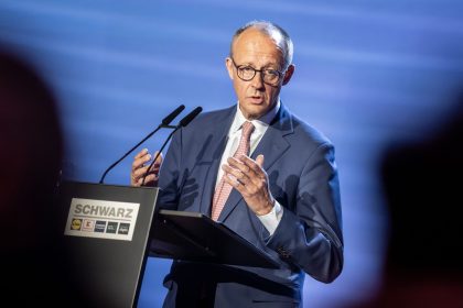 Merz: „Falsches“ Verbrennerverbot kippen, „Technologien ermöglichen“