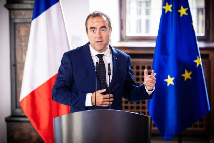 Frankreichs neue Regierung startet in turbulente Woche