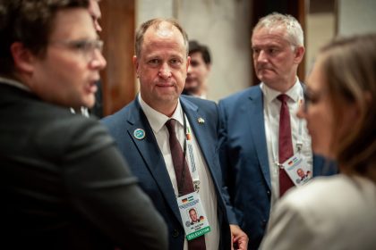 Schwarz-Rot kürzt Regierungsposten – spart aber kaum Geld