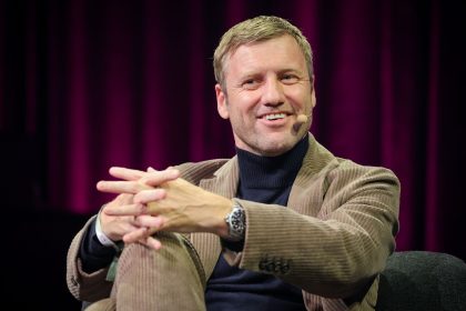 DFB bestätigt: Neuer Generalsekretär, neue Vizepräsidentin