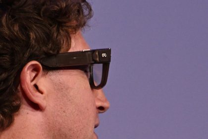 Facebook-Konzern stellt Brille mit Anzeige im Glas vor