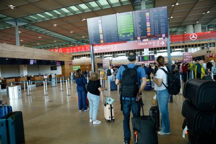 Nach Cyberangriff auf Flughäfen: Am Check-in vom BER stockt es noch