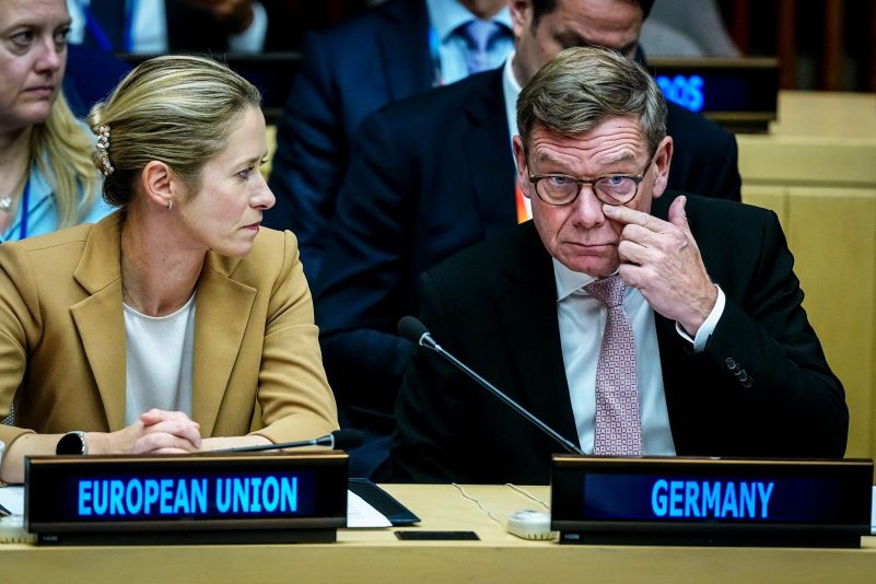 Außenminister Johann Wadephul (CDU, hier mit der EU-Außenbeauftragten Kaja Kallas) bei einem Treffen der G20-Außenminister am Rande der UN-Vollversammlung in New York.
