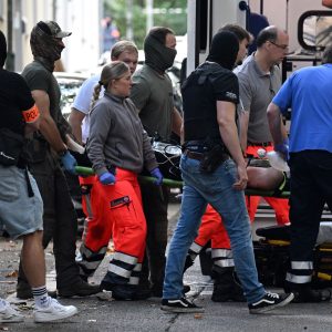 Essen: Lehrerin niedergestochen – Polizei schießt auf Tatverdächtigen