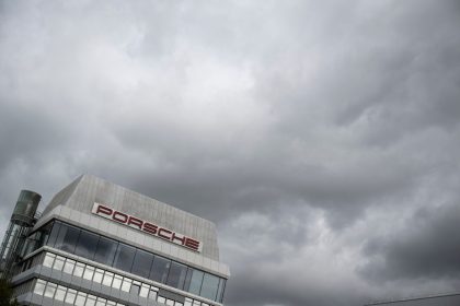 Porsche setzt auf Verbrenner – Milliardenlast drückt Gewinn