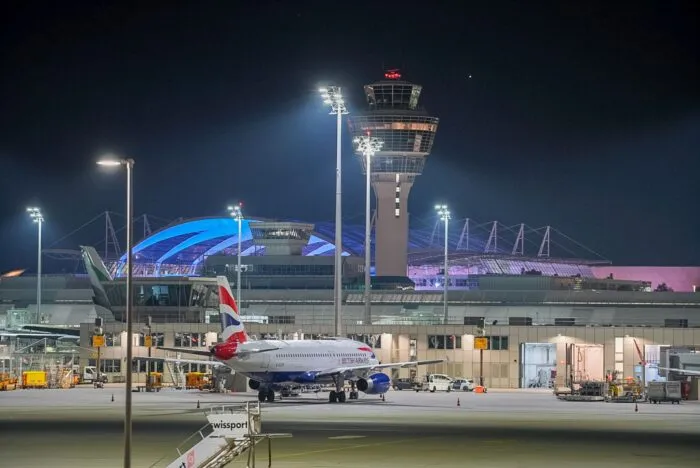 Am Freitagabend mussten etliche Flugzeuge am Boden bleiben.