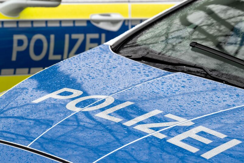Die Berliner Polizei ist zu einem Großeinsatz nach Brandenburg ausgerückt. (Symbolbild)