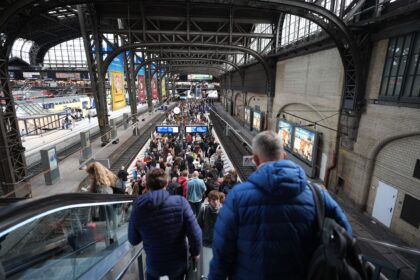 Kabelschaden am Hamburger Hauptbahnhof schränkt Verkehr ein