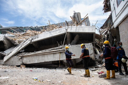 Nach Schuleinsturz in Indonesien: Kein Lebenszeichen mehr von Verschütteten