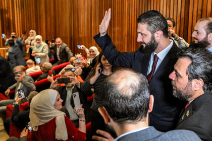 Umstrittenes Auswahlverfahren für neues Parlament in Syrien