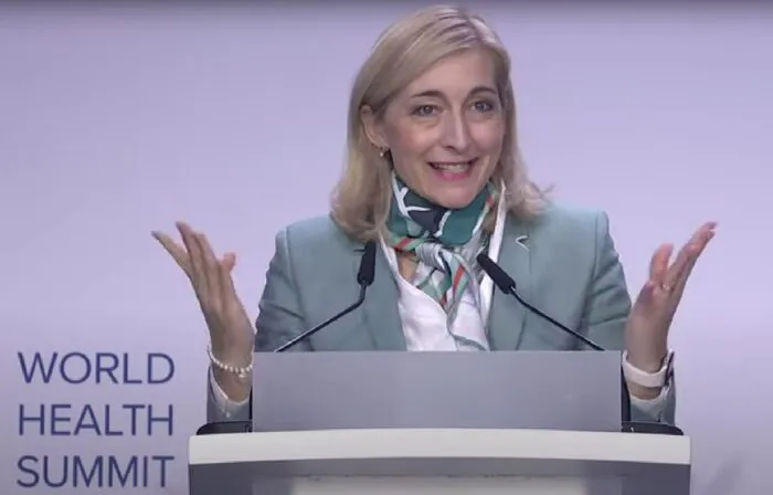 Bundesgesundheitsministerin Nina Warken (CDU) bei ihrer Rede am 13. Oktober 2025 auf dem WHO-Gipfel in Berlin. Foto: Bildschirmfoto/YouTube/World Health Summit