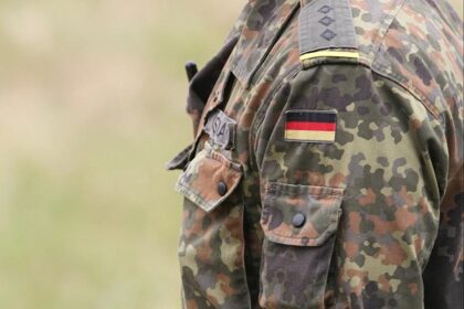Bundeswehr sendet 3 Soldaten nach Israel