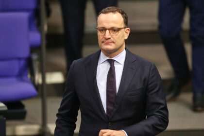 Spahn kündigt „regelmäßigen China-Check“ zu Abhängigkeiten Deutschlands an