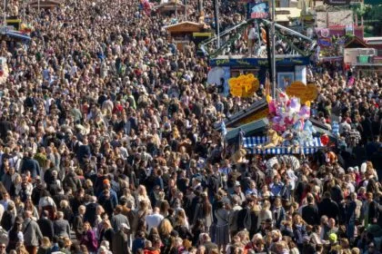„Eine Achterbahn-Wiesn“ geht zu Ende