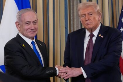 Alle Geiseln sollen freikommen: Trump verkündet Durchbruch nach 2 Jahren Krieg