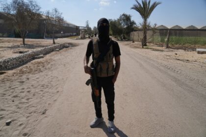 Hamas veröffentlicht Video von öffentlicher Hinrichtung von acht „Kollaborateuren“