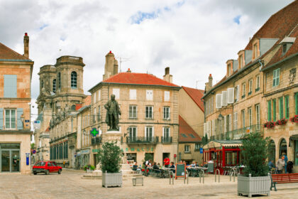 Kurz nach Louvre-Einbruch: Museumsdiebe entwenden Münzen in Langres