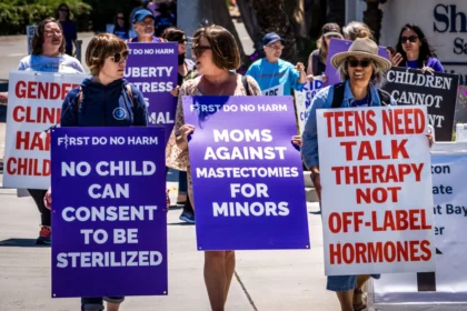 Studie: Trans- und nichtbinäre Identitäten verlieren an Popularität in den USA